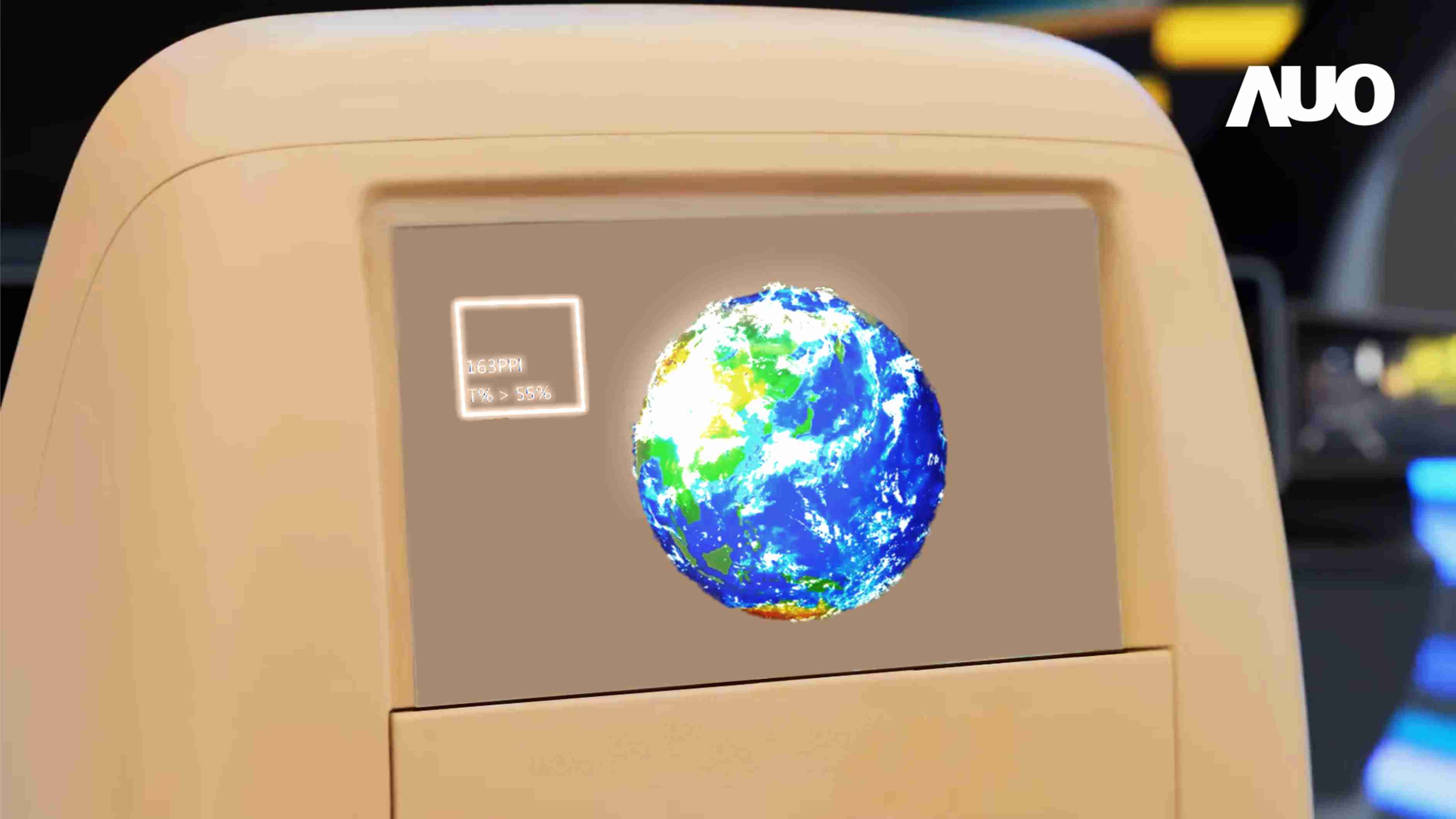 尊龙z6突破设计与制程挑战，，，推出全球最高分辨率163ppi的13.5吋透明Micro LED面板，，并积极布局智能车市场，，以期拓展透明显示应用的可能性